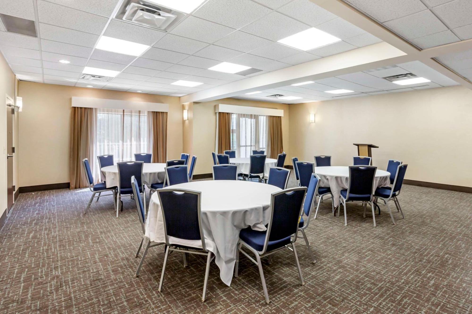 Best Western Plus Provo University Inn Exterior photo