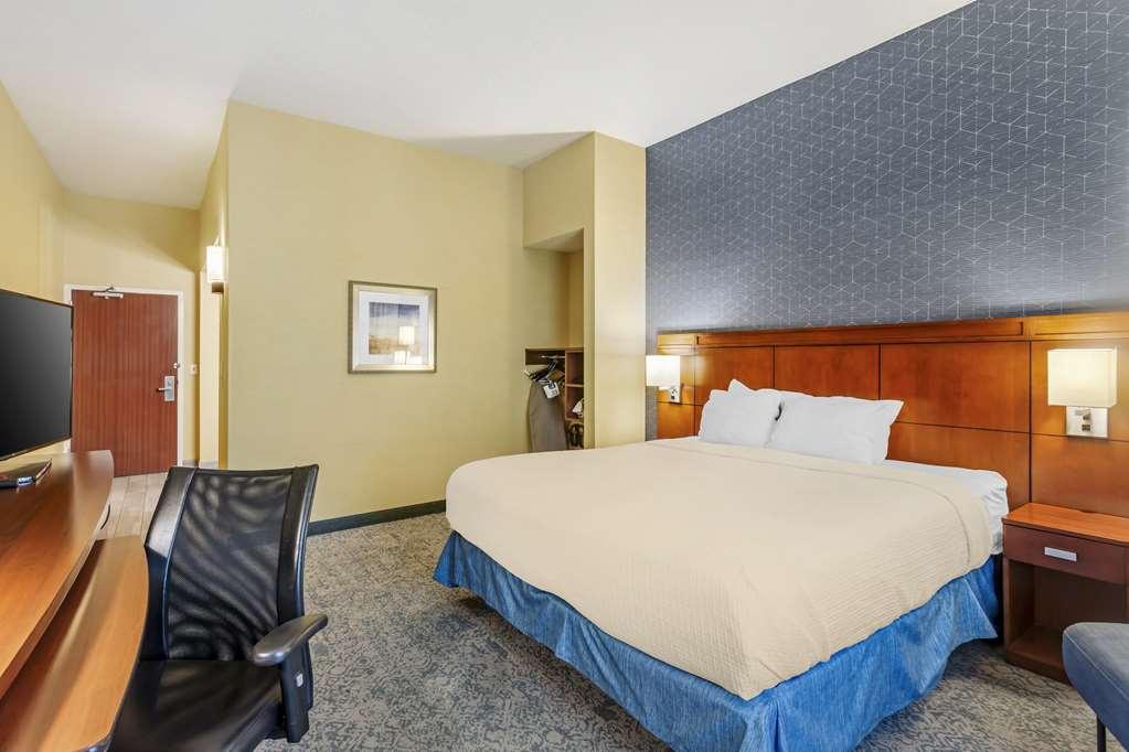 Best Western Plus Provo University Inn Room photo